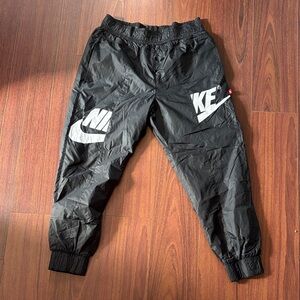 Nike Women’s Black Windrunner Pants